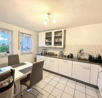 Attraktive 2-Zimmer-Wohnung mit Terrasse, Gartenanteil und Garage in ruhiger Lage - Velen