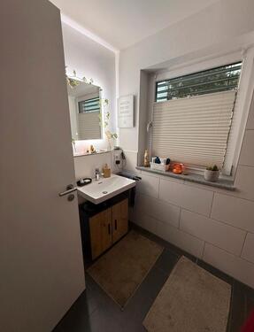 Foto - 2 -Zimmer-Whg. mit Küche, Abstellraum, Terrasse, Gartenanteil und Stellplätzen