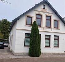Provisionsfrei! Saniertes 2 Familienhaus mit Anbaumöglichkeit - Delmenhorst Bungerhof