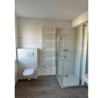 Erstbezug! Hochwertig sanierte helle 2-Raum Wohnung m. Wintergarten - Rothenburg/Oberlausitz