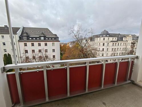 Foto - Helle 3-Zi. mit Balkon, Wanne & Laminat in ruhiger Lage!
