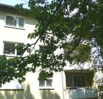 Helle 3,5-Zimmer-Wohnung mit Balkon in Hanau Großauheim