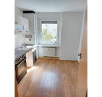 Helle 2-Zi.- Whg, Wü- Arndtstraße, Badewanne, WG-geeignet - Würzburg Sanderau