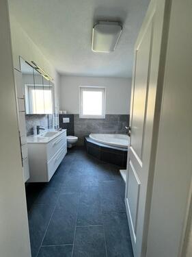 Foto - Modernisierte, großzügige 120 m² Wohnung in Olpe-Neuenkleusheim