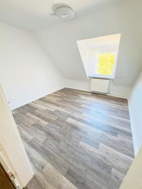 Foto - 3 Zimmer Dachgeschoßwohnung zur Miete in Laatzen