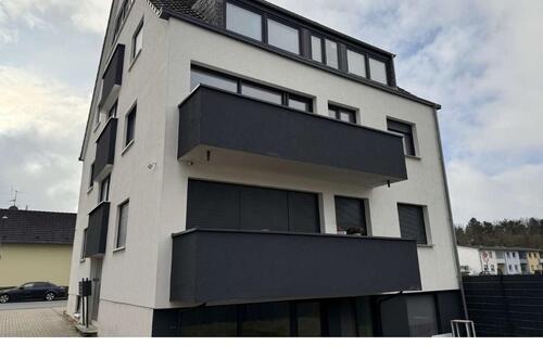 Foto - Sanierte Zwei Zimmer Wohnung in Köln - Küche - Balkon