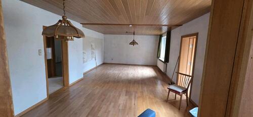 Foto - 4 Zimmer Erdgeschoßwohnung in Neuberend