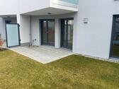 Foto - Neubau - Stilvolle 2-Zimmer-Wohnung mit Terrasse und Garten