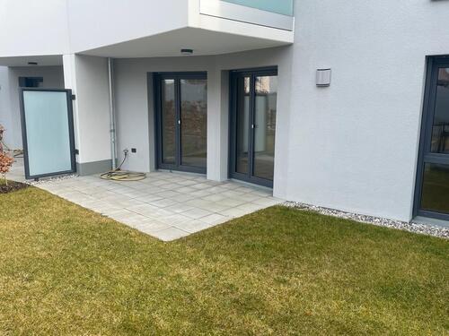 Foto - Neubau - Stilvolle 2-Zimmer-Wohnung mit Terrasse und Garten