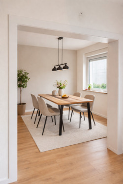 Foto - Frisch sanierte 2,5-Zimmer-Wohnung mit Balkon ab Februar