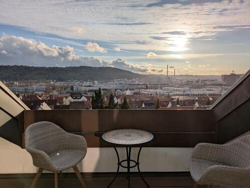 Foto - Großzügige 4,5-Zimmer-Wohnung mit Dachterrasse in Untertürkheim