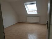 Foto - 2 Zimmer Dachgeschoßwohnung zur Miete in Duisburg