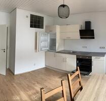 Hochwertige möblierte 60-m²-Wohnung, EBK, zentrumsnah + Terrasse - Pforzheim Dillweißenstein