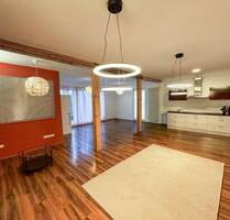 Loftartige 1-Zimmer-Wohnung (69 m²) im ruhigen Hinterhof - Groß-Zimmern