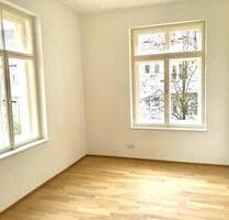 Sehr ruhige, helle 3-Zi-Whg. mit Wohnkü. inkl. EBK, 2 Balkone, Altbogenhausen! - München