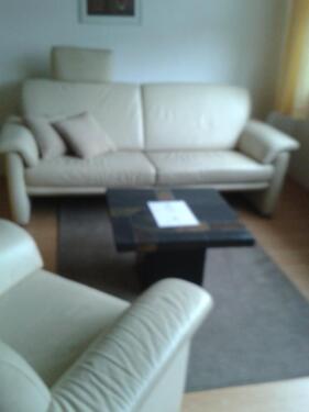 Foto - 2 Zi ' Warmmiete an Poizeistudentenin