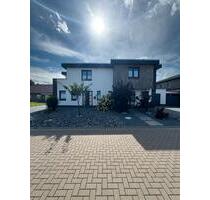 Doppelhaus mit 2 Wohneinheiten – 276 m² Wohnfläche, - Barßel