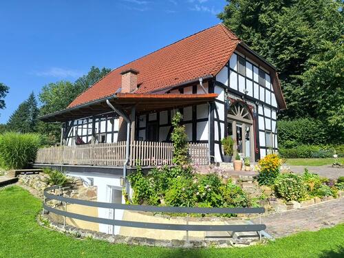 Foto - Fachwerkhaus 18331997 einzugsfertig, 3001m² mit Nebengebäuden