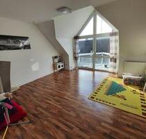 Helle 3-Zimmer-Wohnung mit Balkon in Schöllkrippen