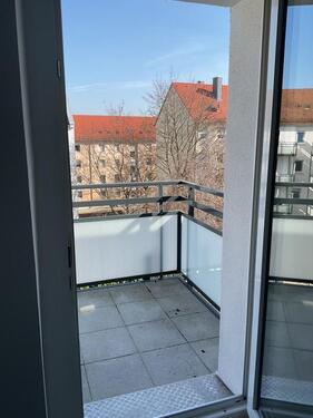 Foto - TOP renovierte 2,5-Zimmer-Wohnung mit Balkon ab sofort frei