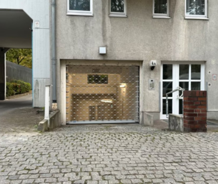 Foto - Tiefgarage Stellplatz zu vermieten – Tempelhof (Zentrum)