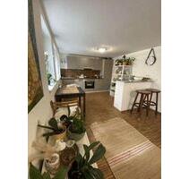 **Teilmöblierte 2-Zimmer Wohnung mit Terrasse in Pforzheim**