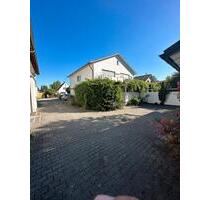 5 Wohnungen, wunderschön und ruhige Lage, ideal für Aufteiler - München Allach-Untermenzing