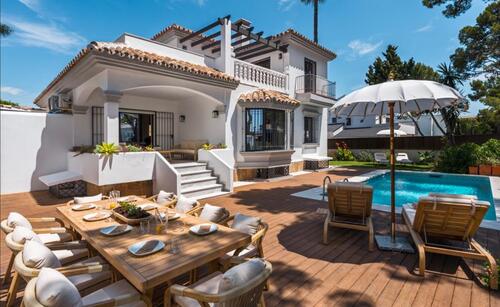 Foto - Villa in Marbella - 1.995.000,00&nbsp;EUR Kaufpreis, ca.&nbsp; 315,00&nbsp;m&sup2;