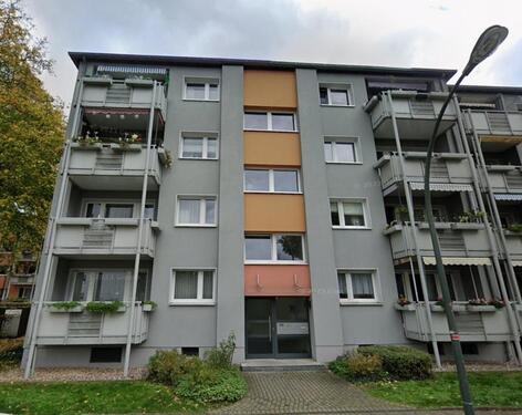 Foto - Demnächst frei! 4-Zimmer-Wohnung in Düsseldorf Eller