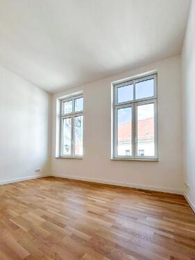 Foto - Altbauflair trifft moderne Eleganz - stilvolle 2-3 Zimmer Wohnung mit Dachterrasse