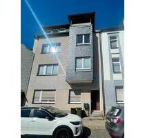 Dachgeschoss Wohnung in Mühlheim an der Ruhr - Mülheim an der Ruhr Broich