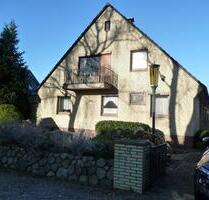 Zweifamilienhaus mit großem Garten und Vollkeller - Uetersen