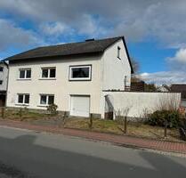 Haus in burgwald zu vermieten - 1.050,00&nbsp;EUR Kaltmiete, ca.&nbsp; 142,00&nbsp;m&sup2; in Allendorf (Eder) (PLZ: 35108)