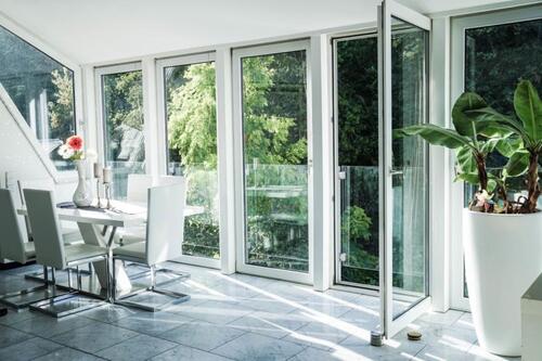 Foto - Großzügige Architekten-Galeriewohnung im Stuckaltbau am Park