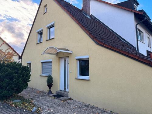 Foto - Charmante Doppelhaushälfe (80qm) zu vermieten ab 15.04.26