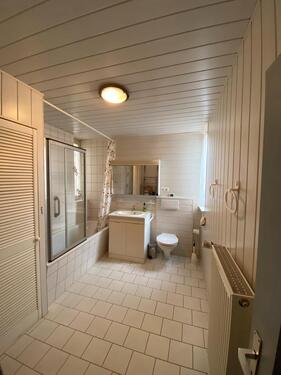 Foto - Apartment zu vermieten 90qm - 900,00&nbsp;EUR Kaltmiete, ca.&nbsp; 90,00&nbsp;m&sup2;