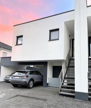 Foto - Moderne 3 ZKB Wohnung mit Loggia und separatem Eingang