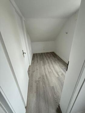 Foto - Sanierte 2-3 Zimmer Wohnung im DG in Diez zu vermieten