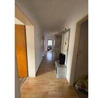 Helles 4-Zimmer-Zuhause mit Weitblick-Balkon & Garage - Achim