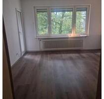 AB SOFORT - Mietwohnung Südstadt mit Balkon, Blick auf die Hardt - Wuppertal Gemarkung Elberfeld