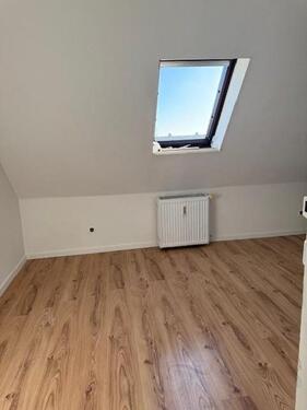 Foto - 2 Zimmer Dachgeschoßwohnung zur Miete in Mannheim