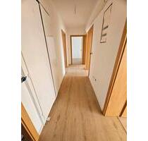 Schöne 4 Zimmerwohnung mit Balkon in Augsburg Pfersee