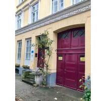 Charmantes Büro im historischen Werkstatthaus zu vermieten - Hamburg Hamburg-Mitte