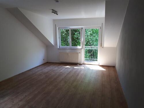 Foto - MZG 2ZKB DG-Wohnung - 600,00&nbsp;EUR Kaltmiete, ca.&nbsp; 67,00&nbsp;m&sup2;