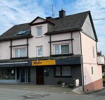 Wohn- und Geschäftshaus - 250.000,00&nbsp;EUR Kaufpreis, ca.&nbsp; 238,00&nbsp;m&sup2; in Hilchenbach (PLZ: 57271)