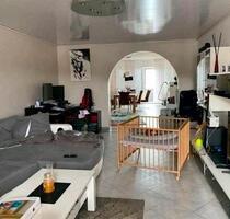 4 Zimmerwhg., 3. OG, 100qm, 2 x Balkon, inkl. Einbauküche, Keller - Mörfelden-Walldorf