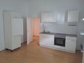 Foto - 2 Zimmer mit Wohnküche und Bad - 500,00 EUR Kaltmiete,