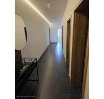 Gepflegte 3-Zi-Wohnung (88m²) mit Balkon - Willingshausen