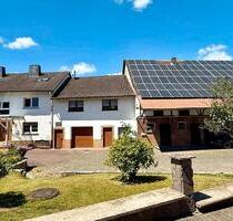 Pferdefreunde aufgepasst. Bauernhof zu verkaufen - Rosenthal