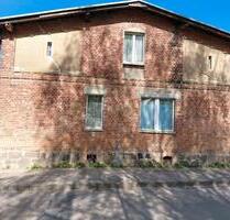 Reihenendhaus - 25.000,00&nbsp;EUR Kaufpreis, ca.&nbsp; 80,00&nbsp;m&sup2; in Prenzlau (PLZ: 17291)